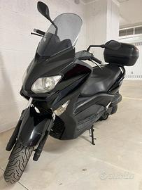 Yamaha Xmax 250