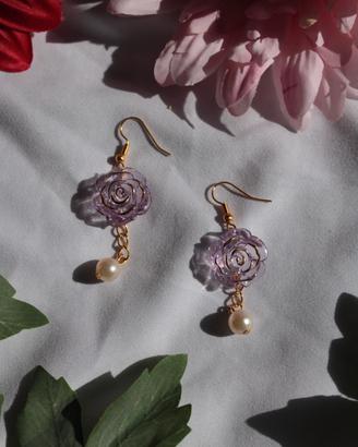 orecchini con rose e perle