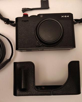 Fujifilm X-E4+accessori premium