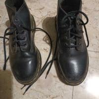 stivali da ragazzina dr. Martens n.35 originali