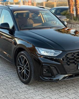Q5 Suv 2.0 TDI Mhev 187cv S Line Identity + Tetto