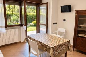 Bilocale con giardino
