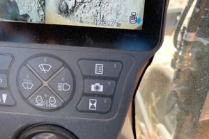 Escavatore case cx85d