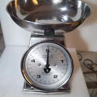 Bilancia meccanica stile vintage 