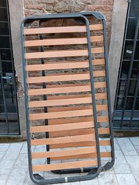 coppia reti singole a doghe larghe con zampe