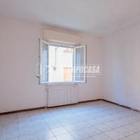 Bilocale al primo piano