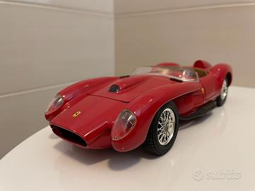 Ferrari 250 Testa Rossa - HotWheels - 1/18