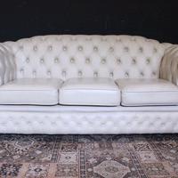 Divano 3 posti Chesterfield in pelle bianco crème