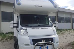 Camper mansardato Rimor Europeo 6