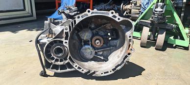 CAMBIO MANUALE 6M KIA CARENS II 2.0; S620J0 002740