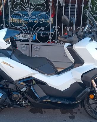 Honda ADV 350
