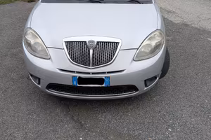 Lancia Y GPL anno 2009