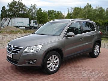 VOLKSWAGEN Tiguan 2.0 16V TDI 4x4 140 cv solo 11