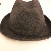 Cappello stile borsalino