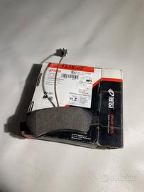 Serie pastiglie freno anteriori