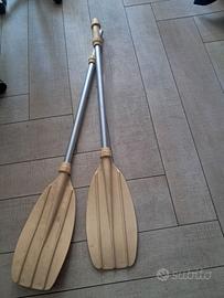 Coppia di remi da canotto