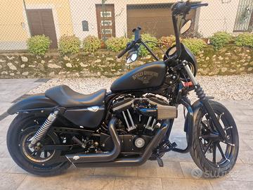 Harley Davidson Sportster 883 Iron Black 2016
