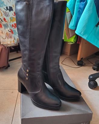 Stivali donna Nero Giardini Tg. 39