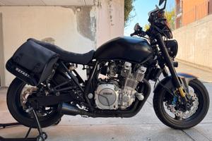 XJR1300 modificata