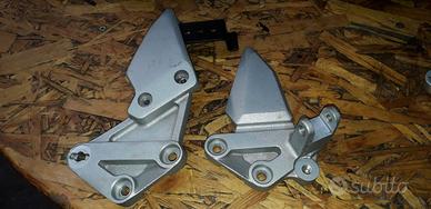 supporti pedane anteriori SUZUKI SV 1000