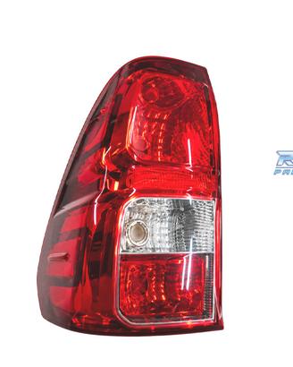 FANALE SINISTRO TOYOTA HILUX 16- ESTERNO
