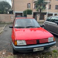 Peugeot 205
