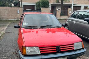 Peugeot 205