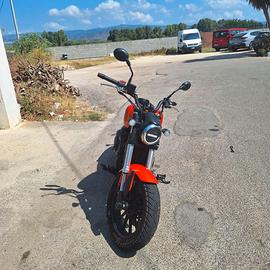 Moto QJ SRV 300