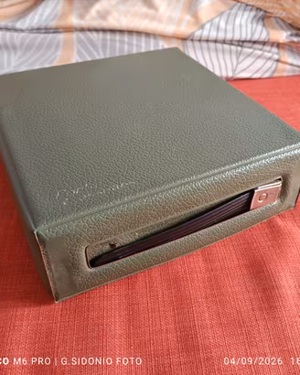 Custodia porta musicassette Vintage a Valigia 