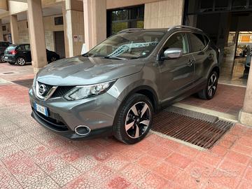 Nissan Qashqai1.5dCi Tekna tetto 360navi-17