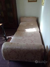 Divano d'epoca a barca (en bateau originale)