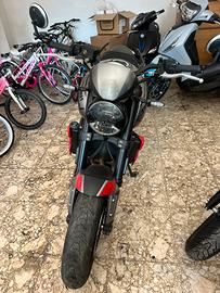 Triumph Trident 660 - 9.200 km