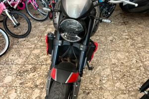Triumph Trident 660 - 9.200 km