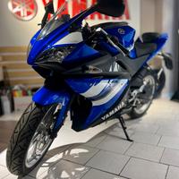 Yamaha YZF-R 125 unipro Km 2.500 AKRAPOVIC