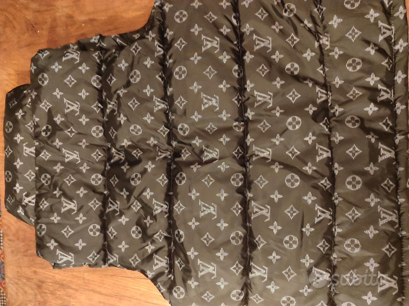 Smanicato Giubbino Louis Vuitton - Abbigliamento e Accessori In vendita a  Fermo