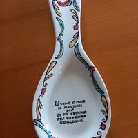 poggiamestolo in ceramica, dipinto a mano
