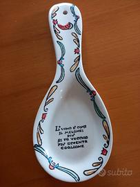 poggiamestolo in ceramica, dipinto a mano