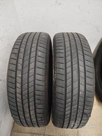 2 Bridgestone estivi 215/65/17 99v dot 2020 4,5mm