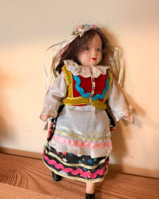 Bambola Costume Fol