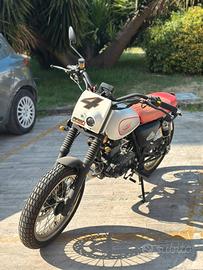 Mash Dirt Track 125 - Solo 2.376 KM! Come nuova