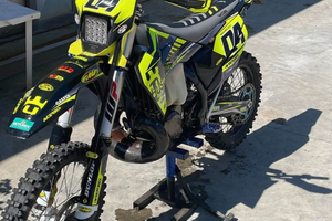 Husqvarna 300 enduro