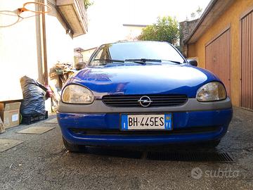 Opel Corsa 1.0 benzina anno 2000