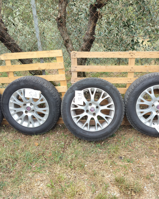 Ruote complete semi nuove