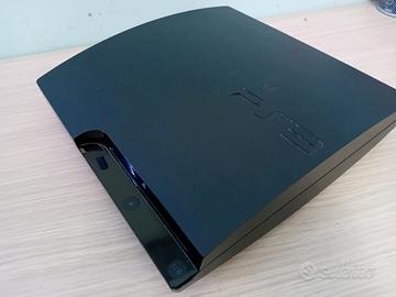 ps3 slim con 2 controller e 6 giochi