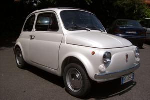 Auto d'EPOCA Fiat500 BiancPerla 1971 ristrutturata