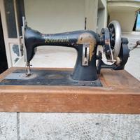 Macchina da cucire Singer Vintage