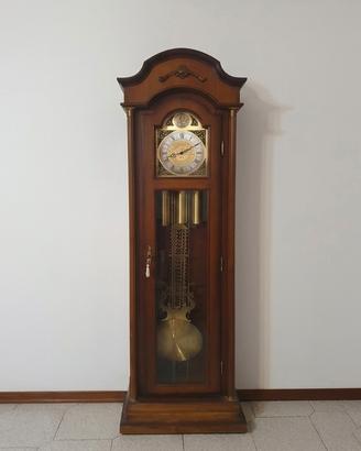 Orologio a Pendolo in Legno Pregiato