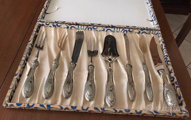 Servizio posate da portata