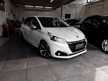 Peugeot 208 BlueHDi 100 S&S 5 porte Signature