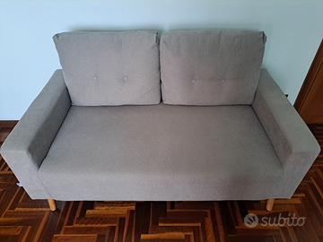 Divano 2 posti Moderno Grigio chiaro